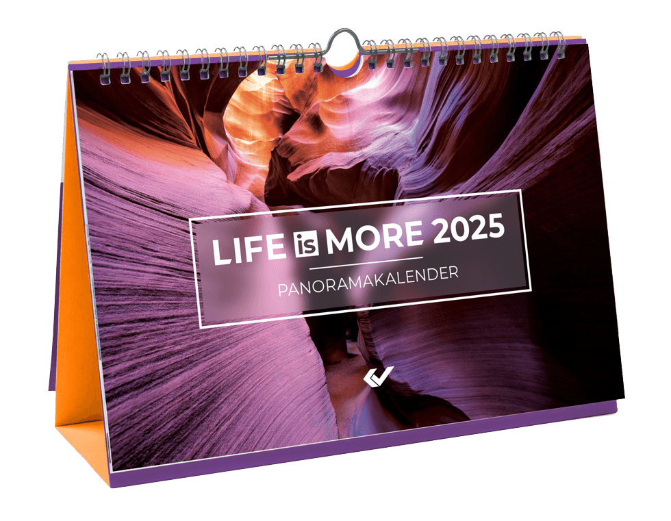 Life is more Panoramakalender 2025